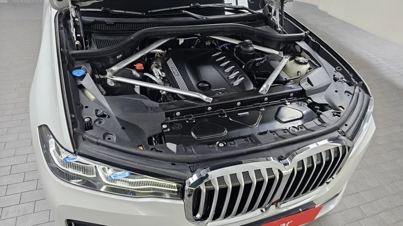 BMW X7 xDrive40d* ЛЮК* HUD* 360* KEYLESS* , снимка 16 - Автомобили и джипове - 55343050