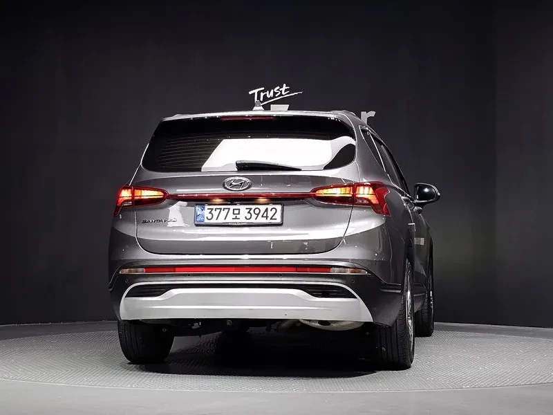 Hyundai Santa fe Diesel 2.2 2Wd Premium, снимка 4 - Автомобили и джипове - 56130332