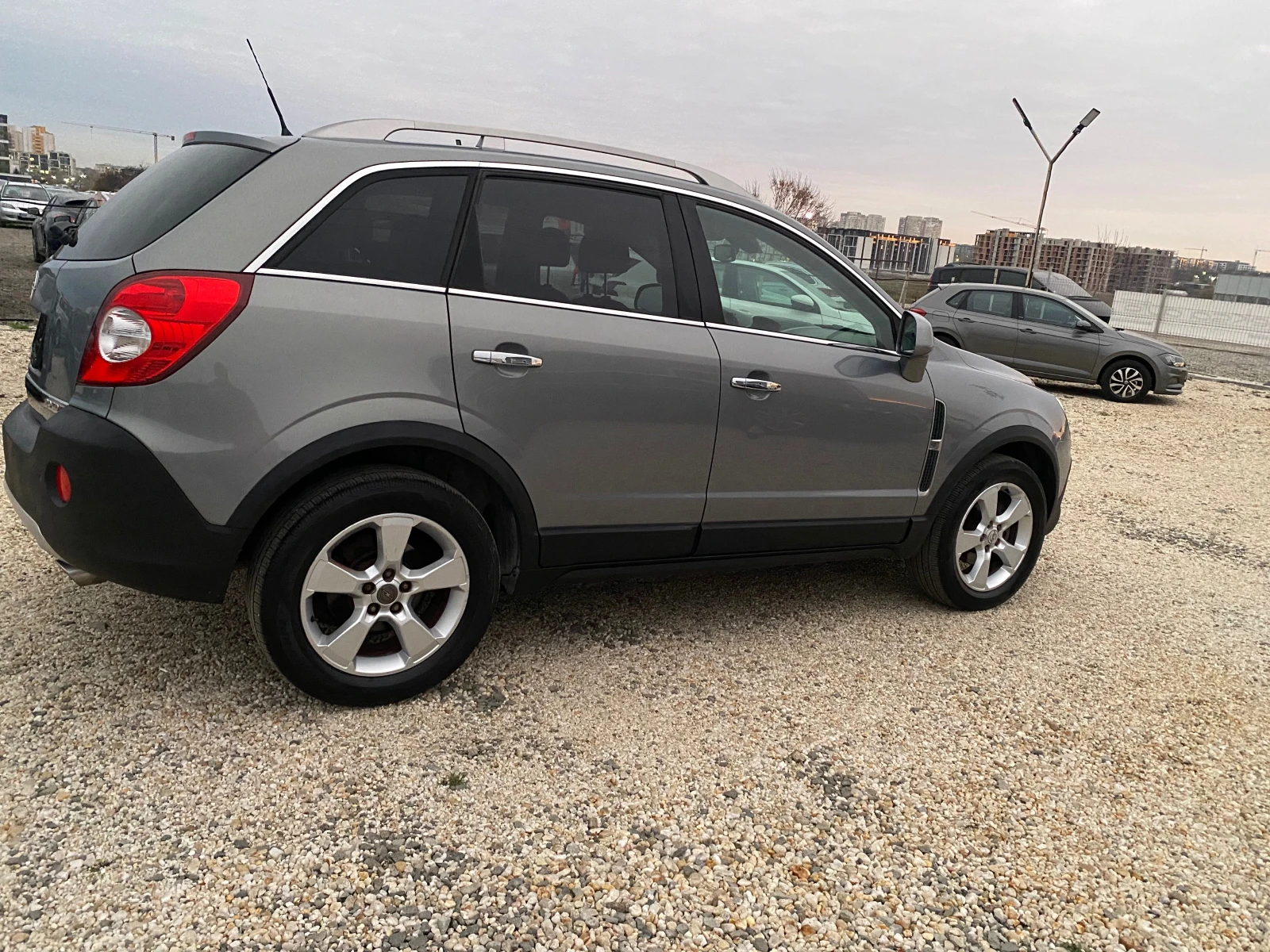 Opel Antara 2, 0 131хил - изображение 4