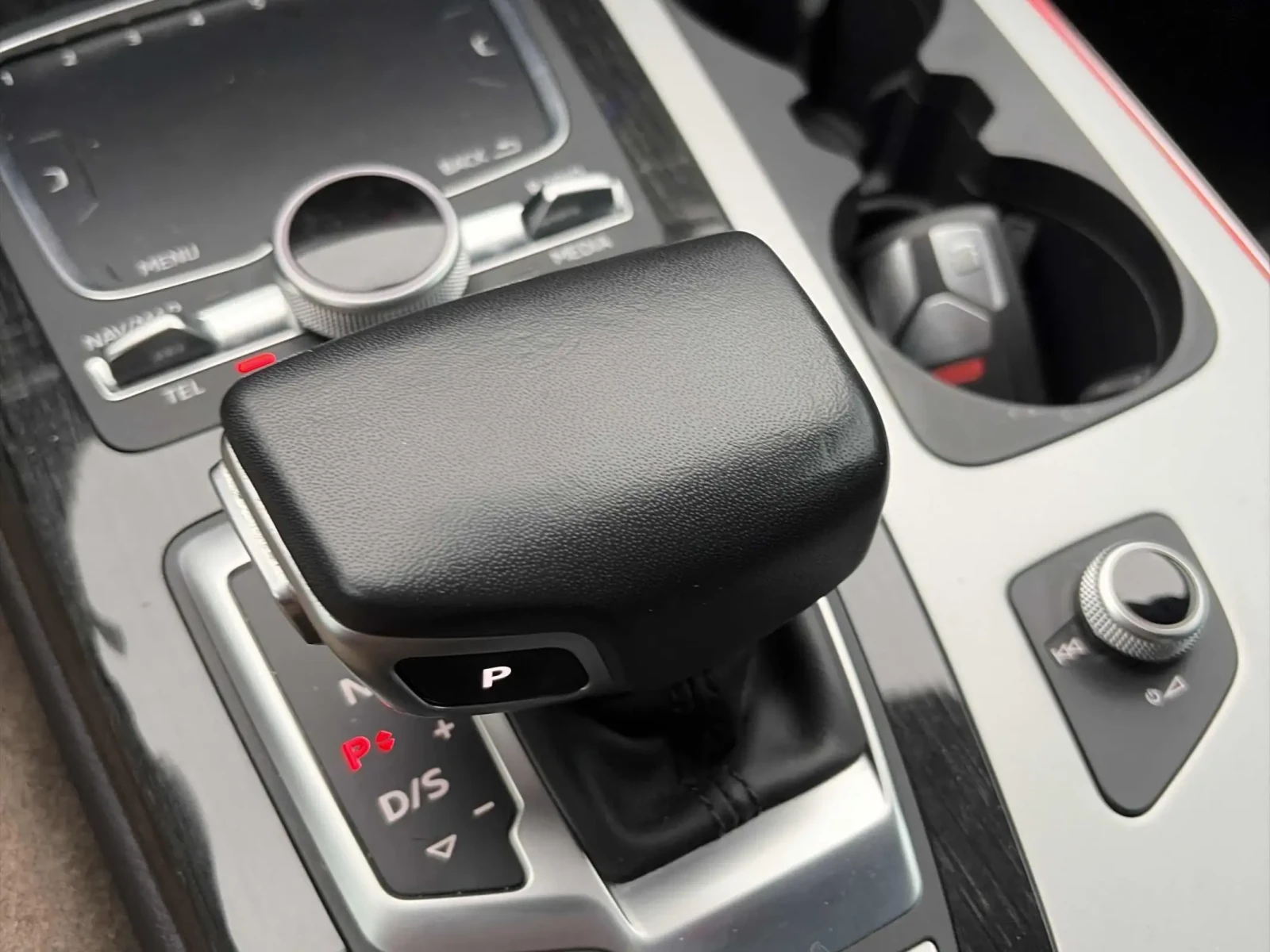 Audi Q7 * TECHNIK* CARFAX * БЕЗ ПЪРВОНАЧАЛНА ВНОСКА - изображение 8