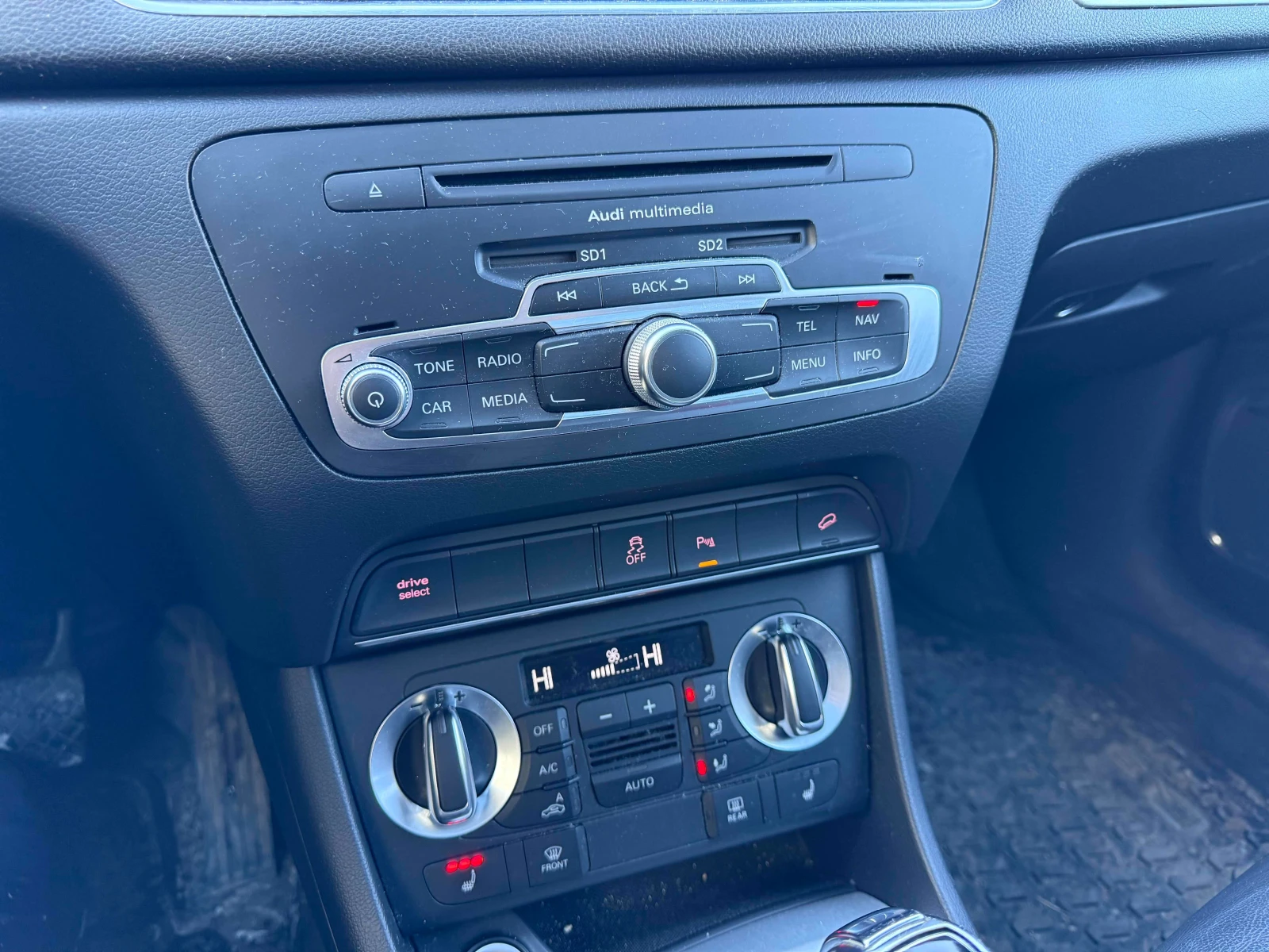 Audi Q3 QUATTRO* TECHNIK* KEYLESS* ����������(���� �� ��) | Mobile.bg � ����������� 12