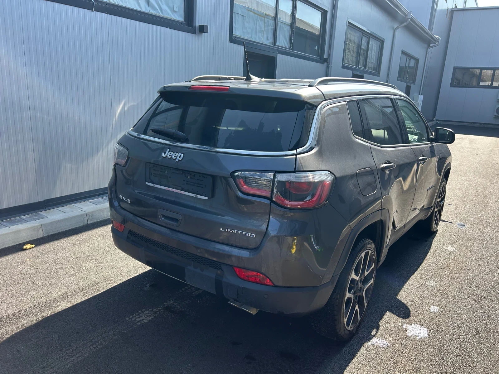 Jeep Compass 2.0 d Limited 170k.c. - изображение 6