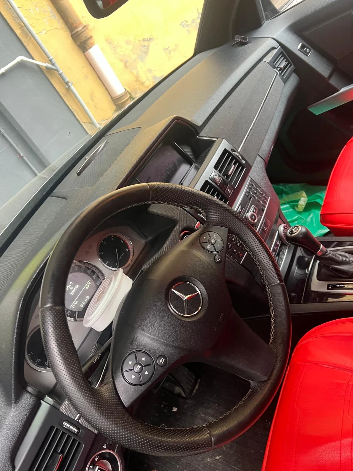 Mercedes-Benz GLK 2.2 CDI, снимка 3 - Автомобили и джипове - 53788246