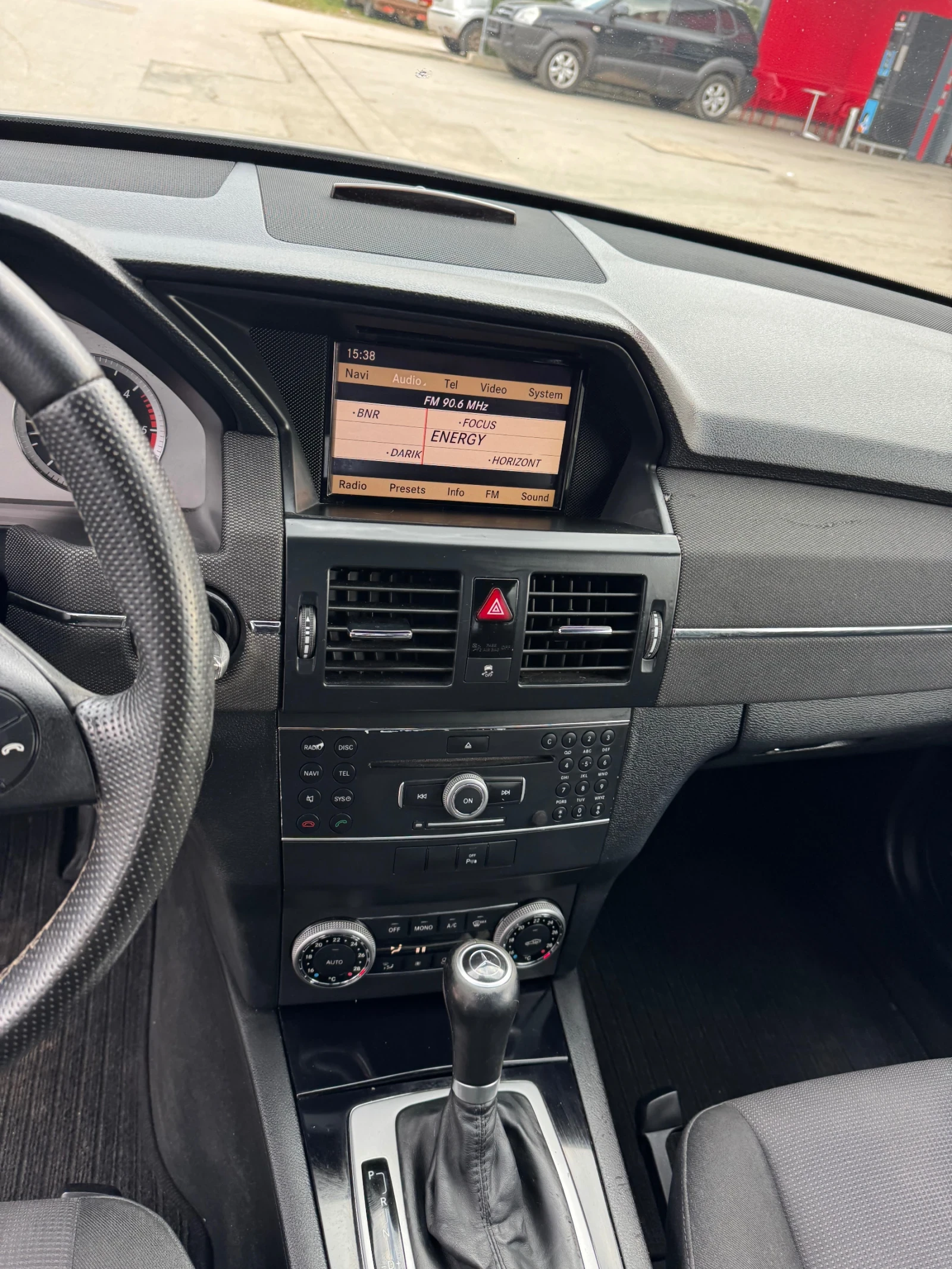 Mercedes-Benz GLK 2.2 CDI, снимка 7 - Автомобили и джипове - 53788246