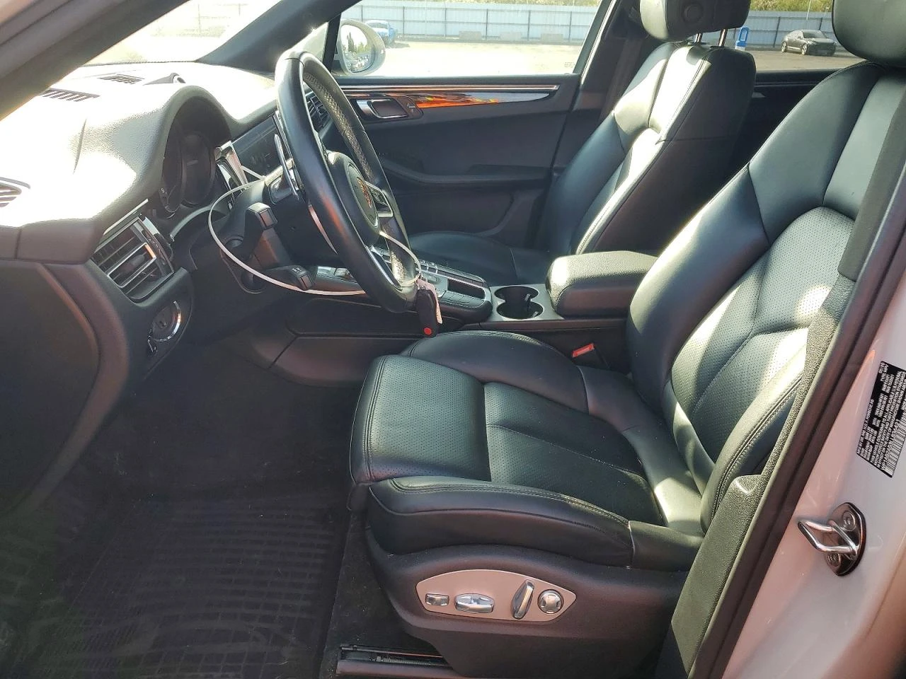 Porsche Macan S| BURMESTER 3D| MATRIX| ALCANTARA| FULL, снимка 7 - Автомобили и джипове - 53991299