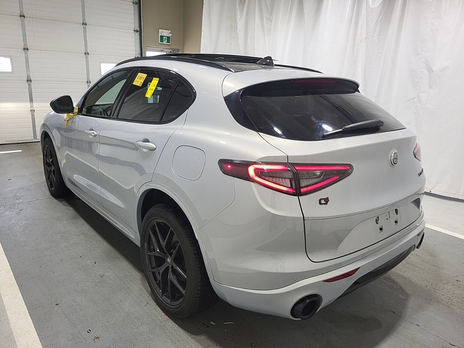 Alfa Romeo Stelvio TI SPORT * * CARFAX * * АВТО КРЕДИТ * * , снимка 4 - Автомобили и джипове - 54683607