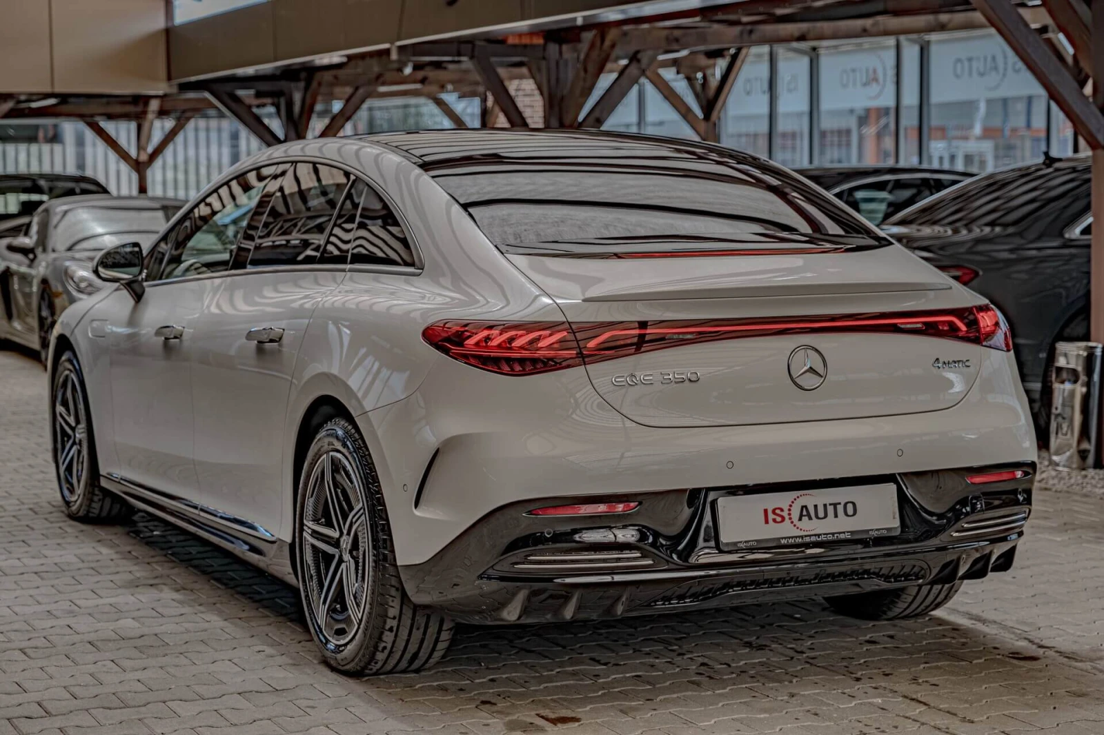 Mercedes-Benz EQE 350/4Matic/AMG Line/Панорама/Мемори/Камера/Exclusi, снимка 5 - Автомобили и джипове - 54840604