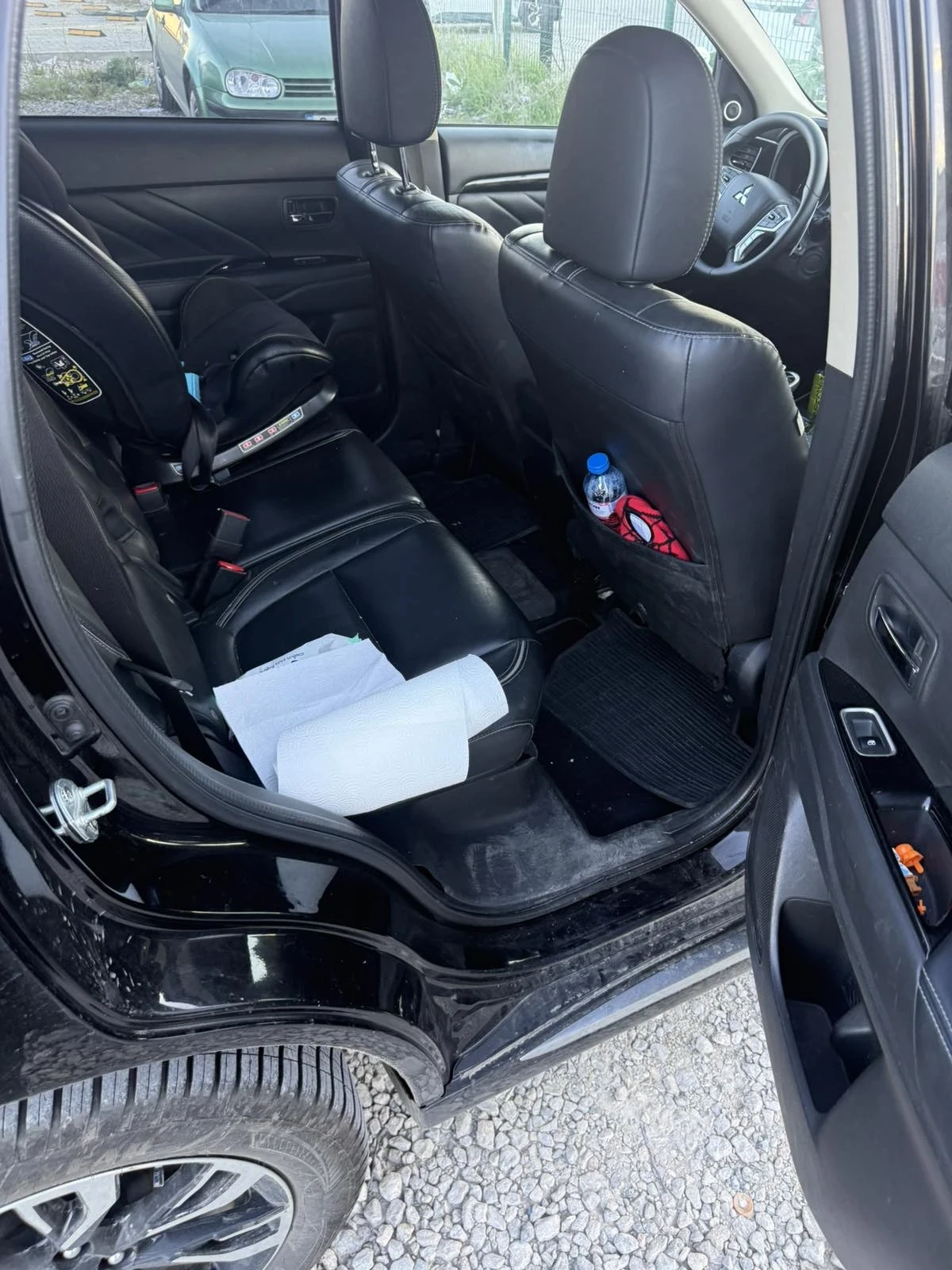 Mitsubishi Outlander, снимка 7 - Автомобили и джипове - 54890440