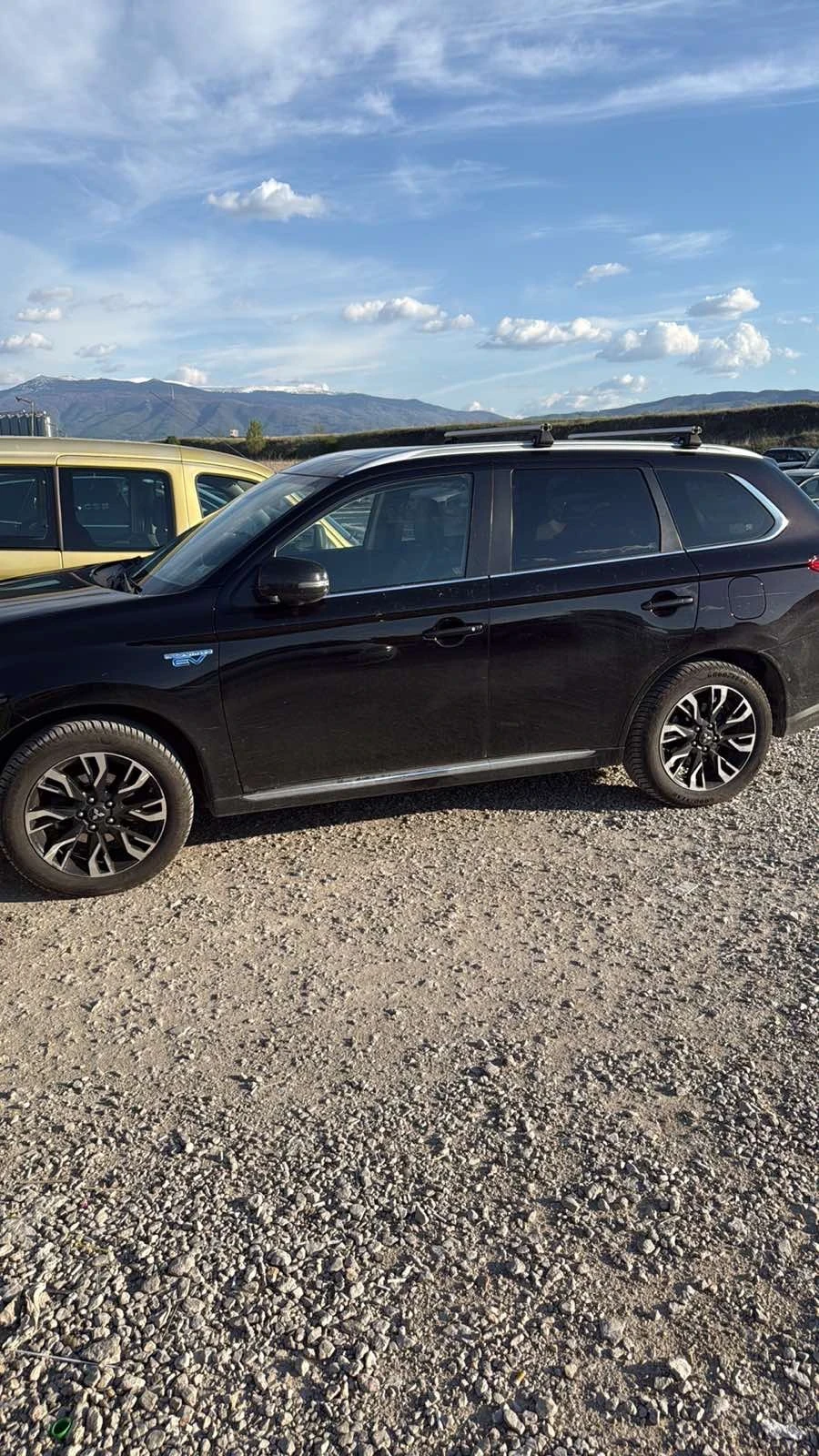 Mitsubishi Outlander, снимка 2 - Автомобили и джипове - 54890440