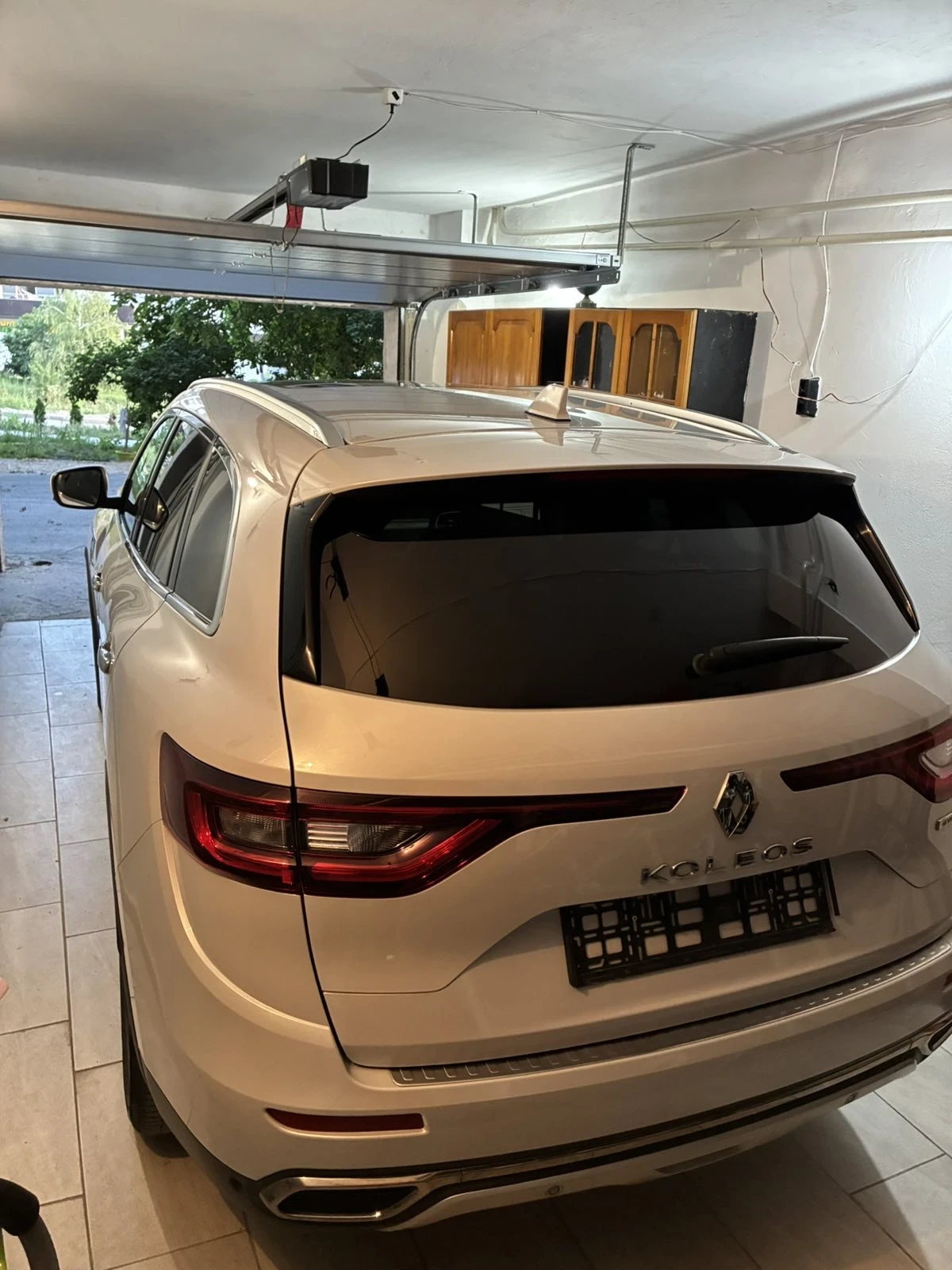 Renault Koleos 2.0, снимка 17 - Автомобили и джипове - 54998138