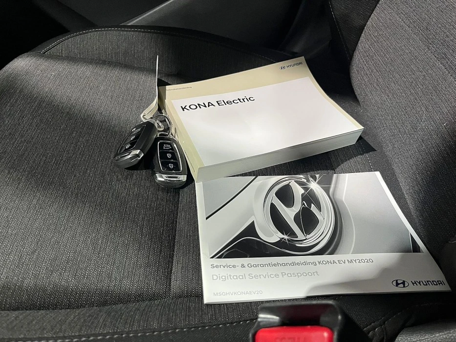 Hyundai Kona EV 64KW/h 204 k.с. SOH-93% ТЕРМО ПОМПА, снимка 16 - Автомобили и джипове - 56303832