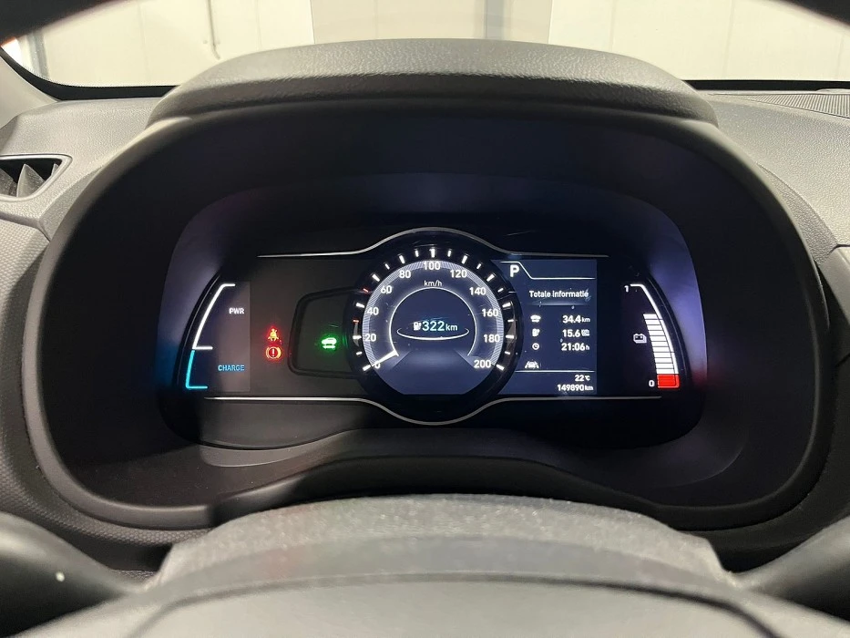 Hyundai Kona EV 64KW/h 204 k.с. SOH-93% ТЕРМО ПОМПА, снимка 10 - Автомобили и джипове - 56303832