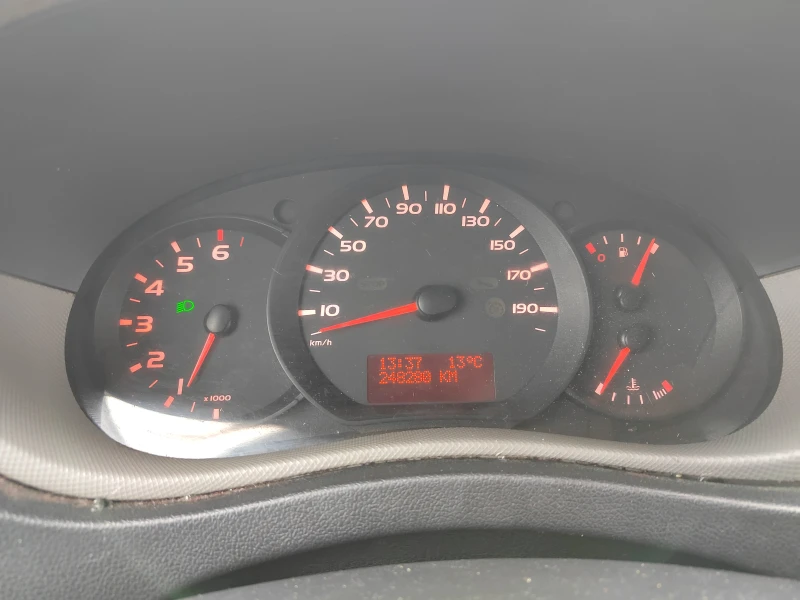 Renault Master, снимка 9 - Бусове и автобуси - 52367986