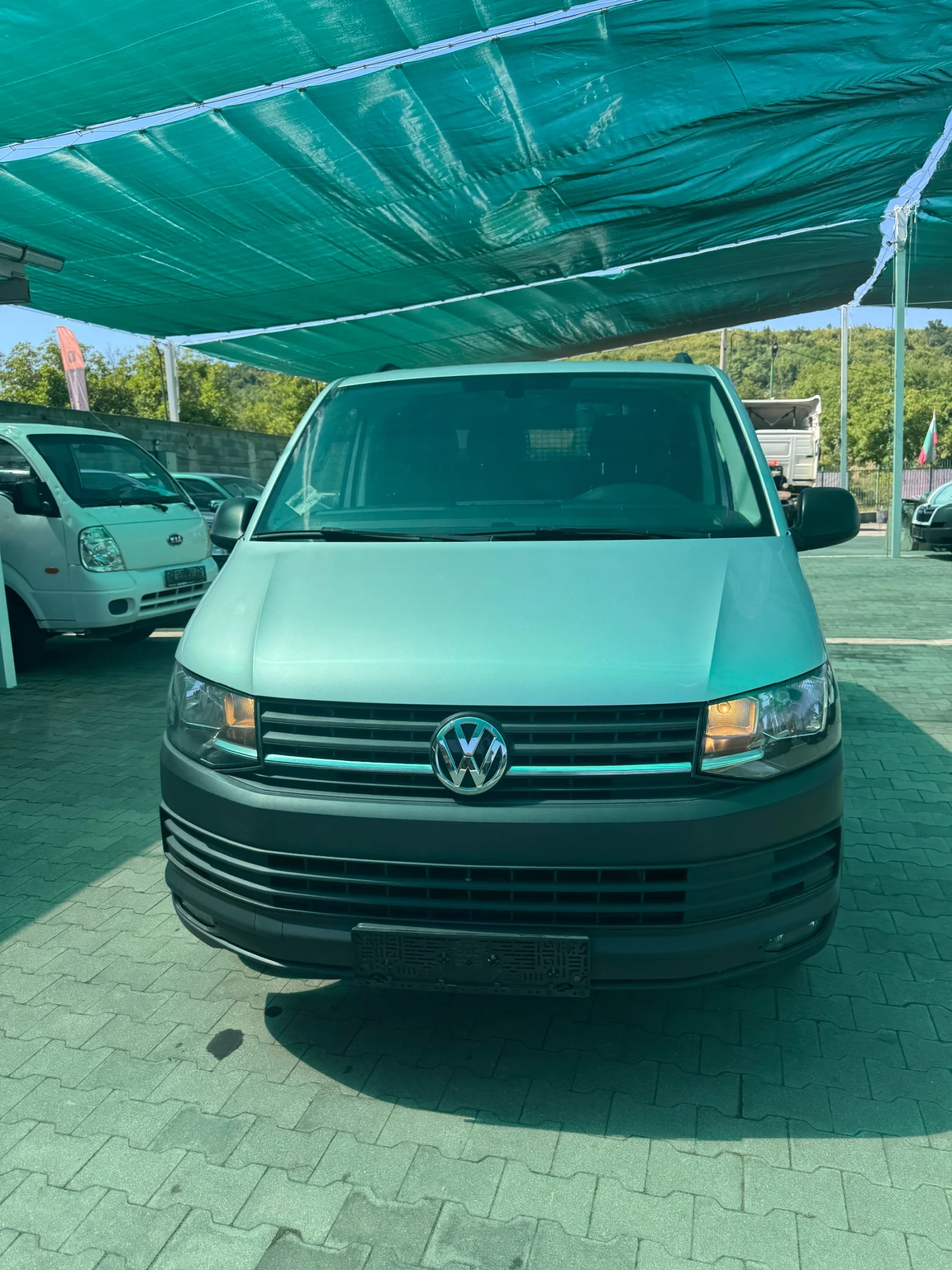 VW Transporter 2.0 TDI L1H1 Comfortline, снимка 2 - Бусове и автобуси - 55229178