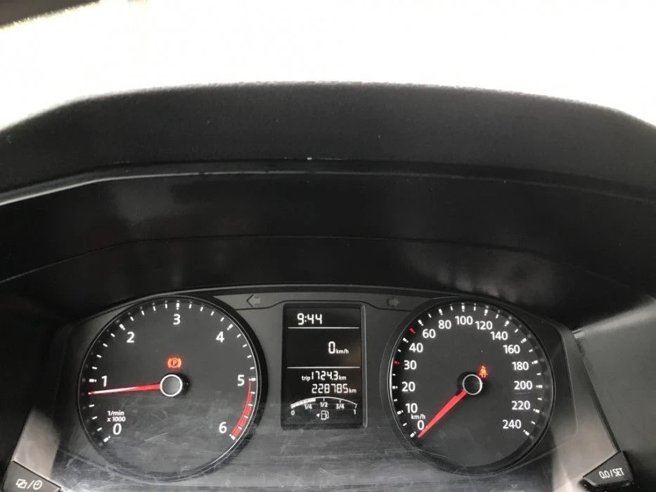 VW Transporter 2.0 TDI L1H1 Comfortline, снимка 10 - Бусове и автобуси - 55229178