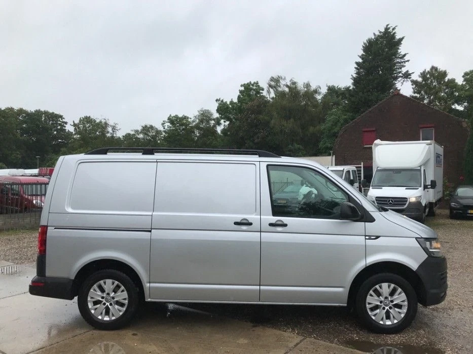 VW Transporter 2.0 TDI L1H1 Comfortline, снимка 4 - Бусове и автобуси - 55229178