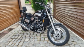 Yamaha V-Max 