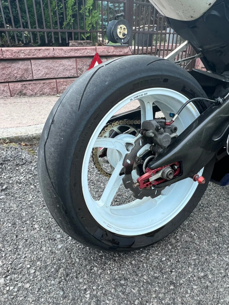 Honda Cbr Firablade 1000rr Топ Цена!, снимка 11 - Мотоциклети и мототехника - 52391383