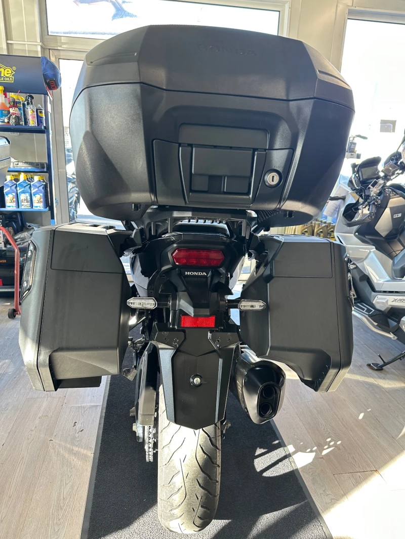 Honda Nt 1100 DCT 03.2023г., снимка 4 - Мотоциклети и мототехника - 52928041