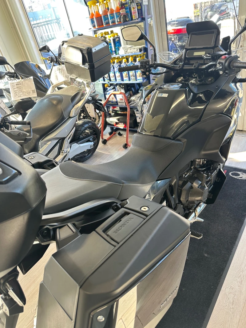 Honda Nt 1100 DCT 03.2023г., снимка 6 - Мотоциклети и мототехника - 52928041