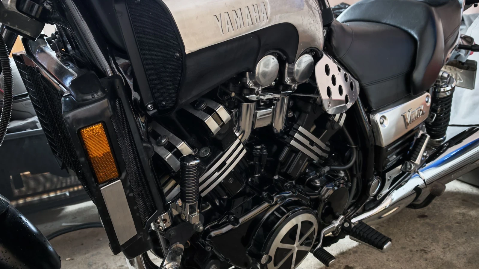 Yamaha V-Max, снимка 4 - Мотоциклети и мототехника - 54713815