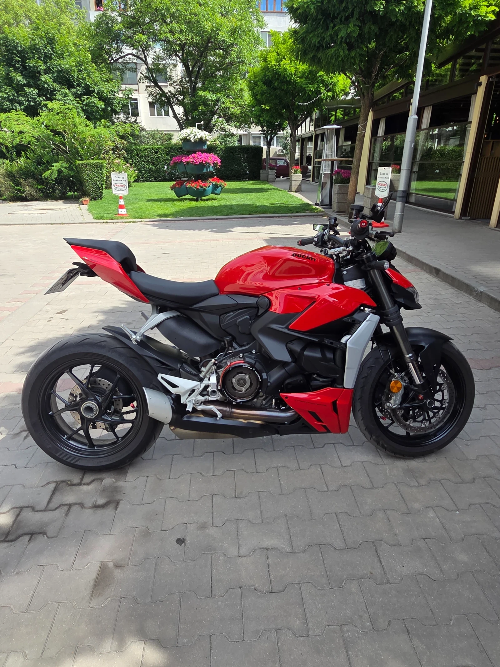 Ducati Streetfighter