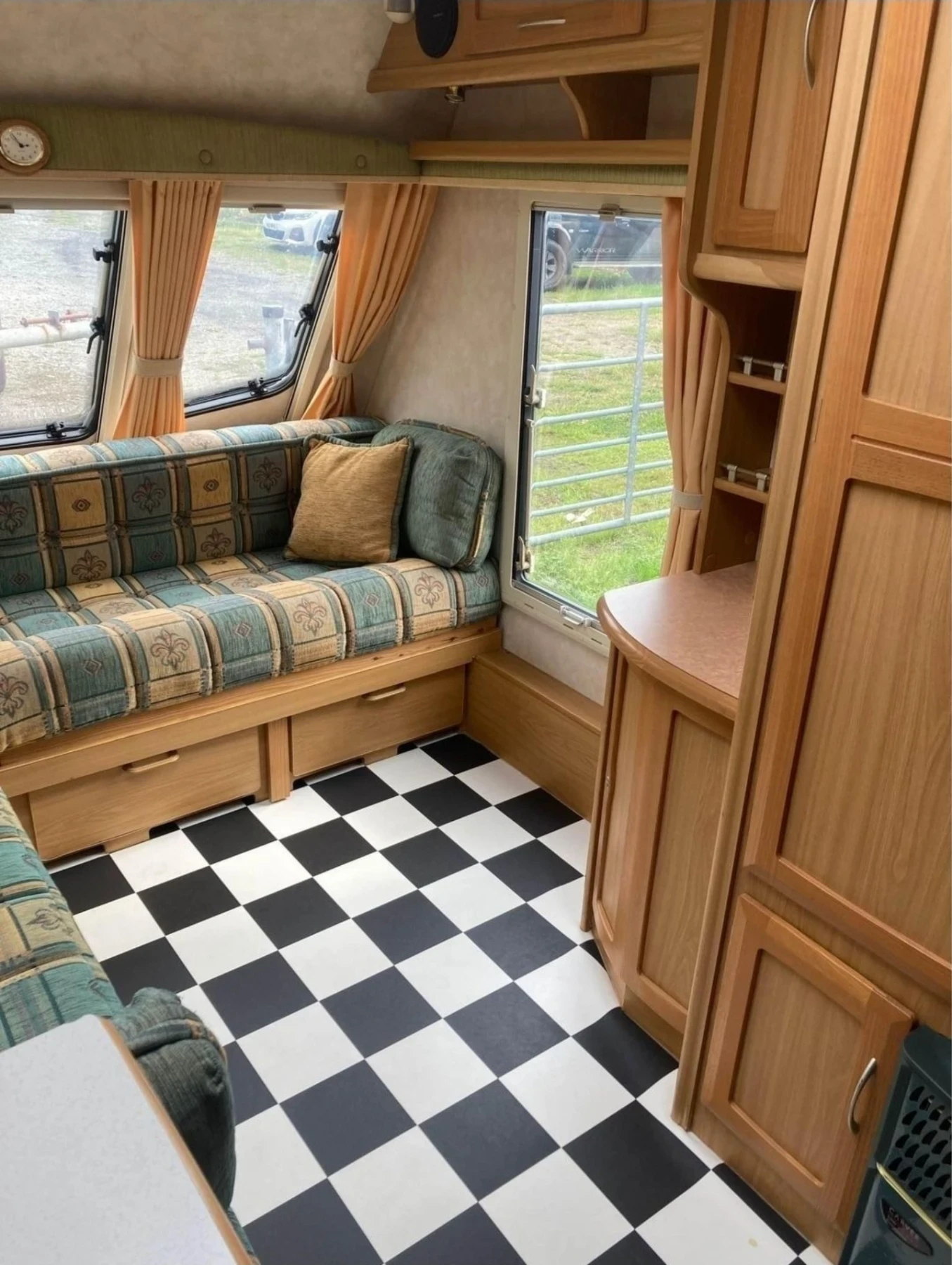 Каравана Eldis Mistral мувър/форселт - изображение 2