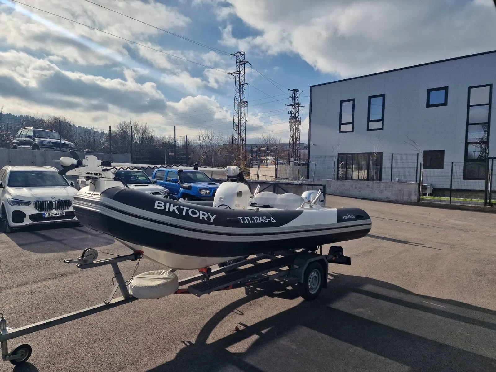 Надуваема лодка Brig Admiral 470, снимка 3 - Воден транспорт - 53891097