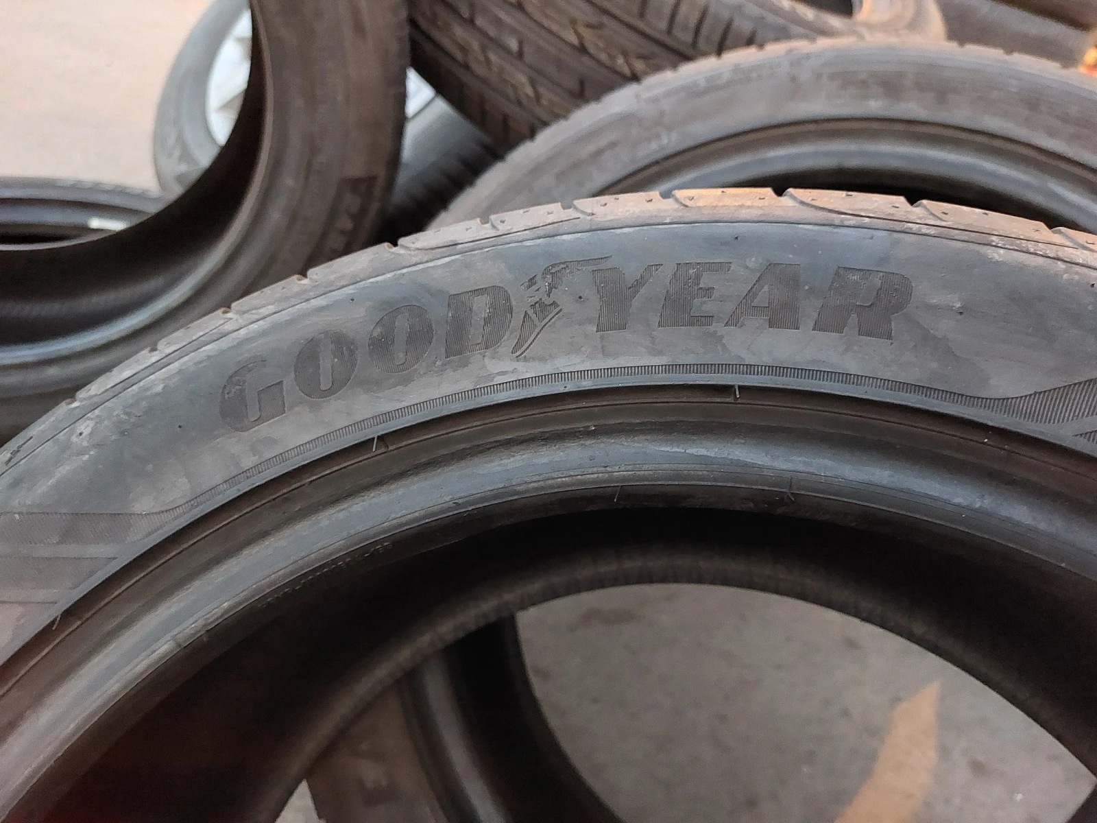 ���� 245/45R18 | Mobile.bg � ����������� 4