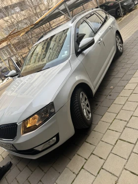 Skoda Octavia комби, снимка 2