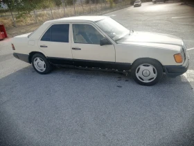 Mercedes-Benz 124 124, снимка 3
