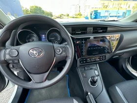 Toyota Auris Hybrid e-CVT | Mobile.bg    6