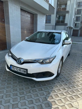 Toyota Auris Hybrid e-CVT | Mobile.bg    1