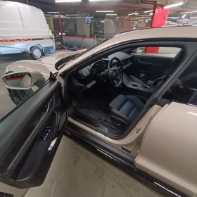 Porsche Taycan 4 S, снимка 9