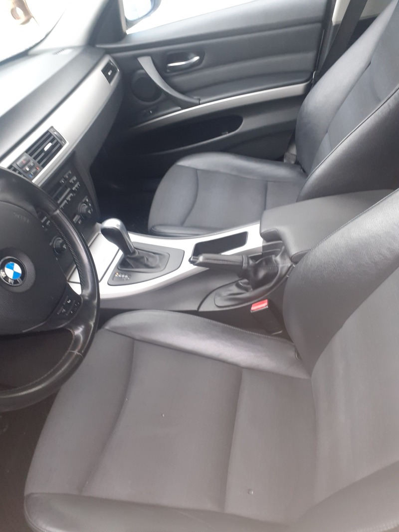 BMW 320 automatic, снимка 13 - Автомобили и джипове - 43971628