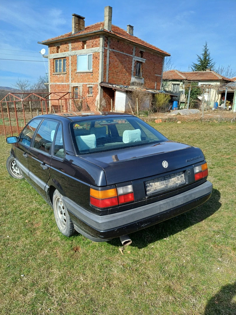 VW Passat, снимка 4 - Автомобили и джипове - 46877283