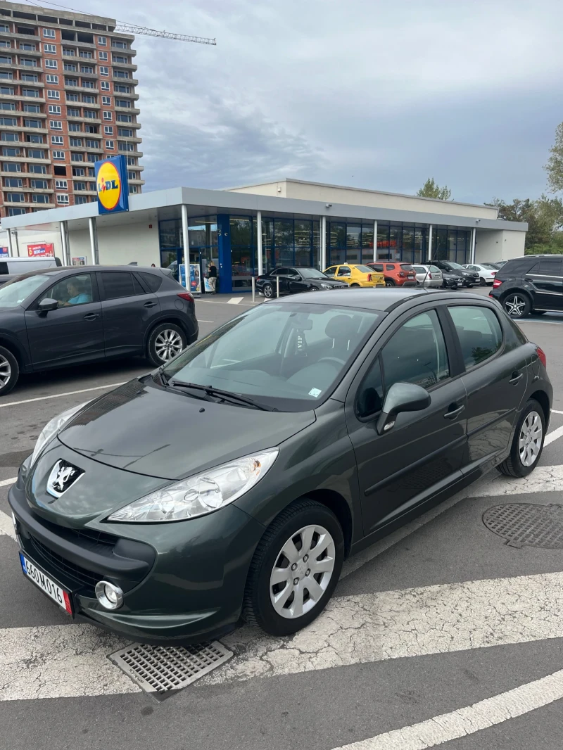 Peugeot 207 1.6 КАТО НОВА!!, снимка 1 - Автомобили и джипове - 47525818