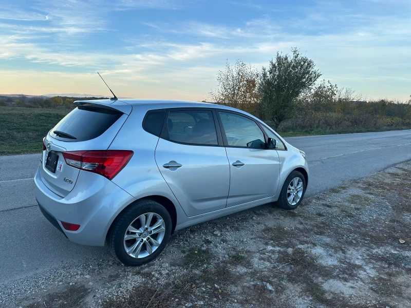 Hyundai Ix20 76х Реални км!!! Пълна сервизна история. Швейцария, снимка 16 - Автомобили и джипове - 47819013