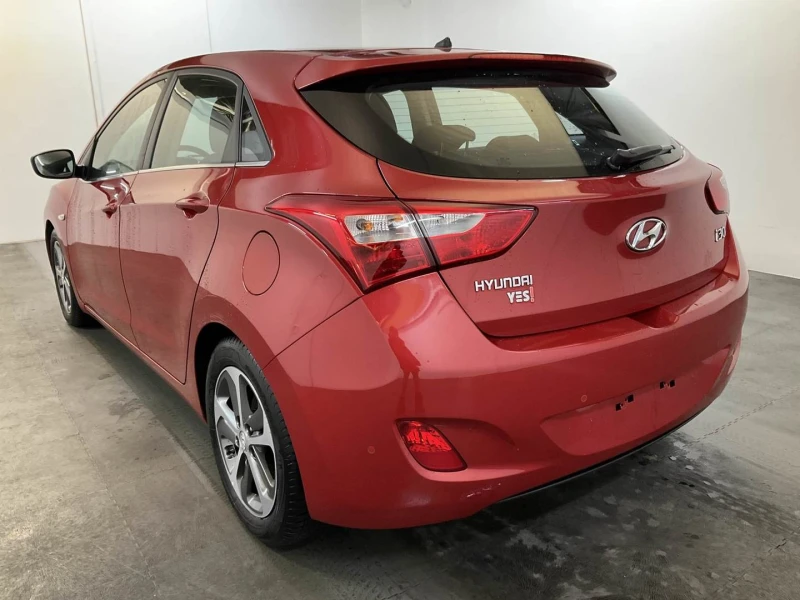 Hyundai I30 1, 6 GDi, снимка 2 - Автомобили и джипове - 48906397