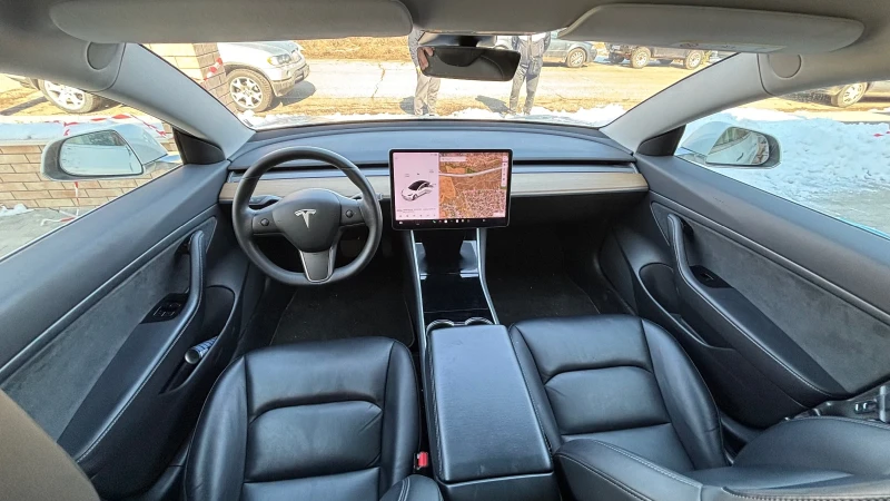 Tesla Model 3, снимка 9 - Автомобили и джипове - 49243586