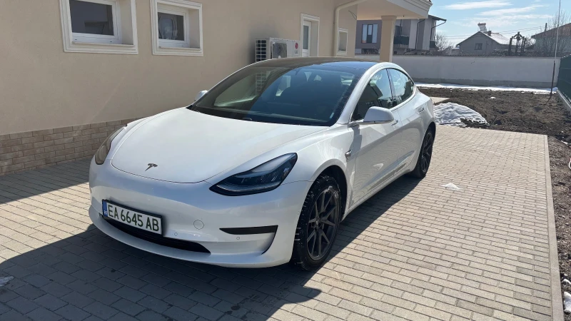 Tesla Model 3, снимка 1 - Автомобили и джипове - 49243586