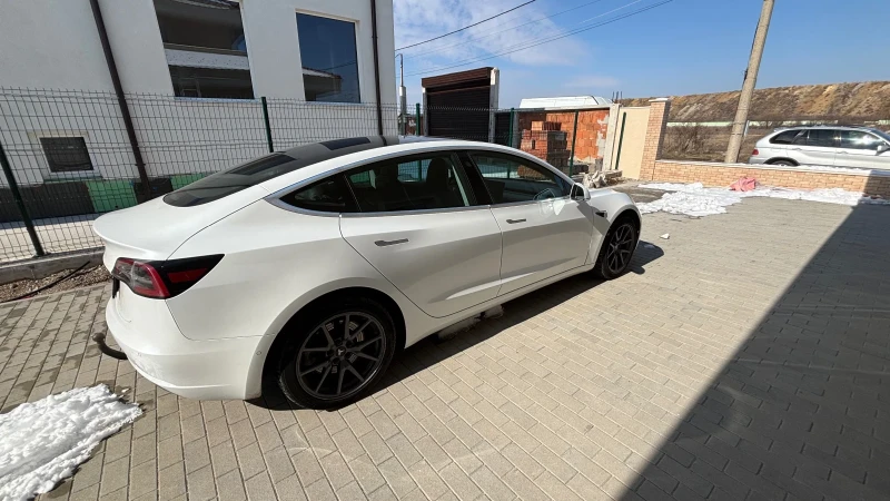 Tesla Model 3, снимка 6 - Автомобили и джипове - 49243586