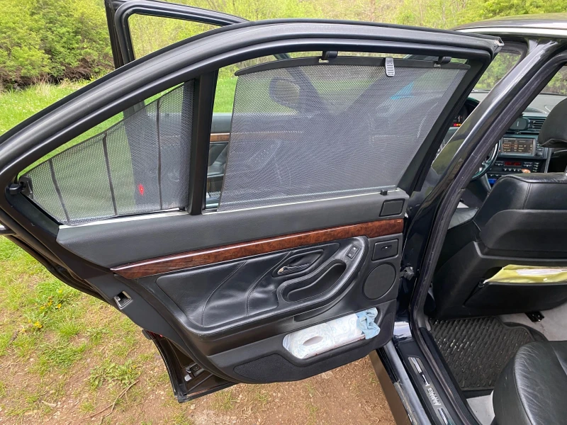 BMW 750, снимка 11 - Автомобили и джипове - 51802990