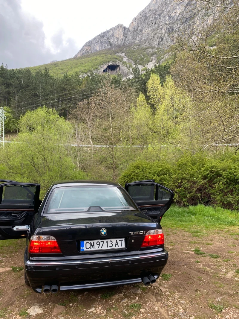 BMW 750, снимка 9 - Автомобили и джипове - 51802990