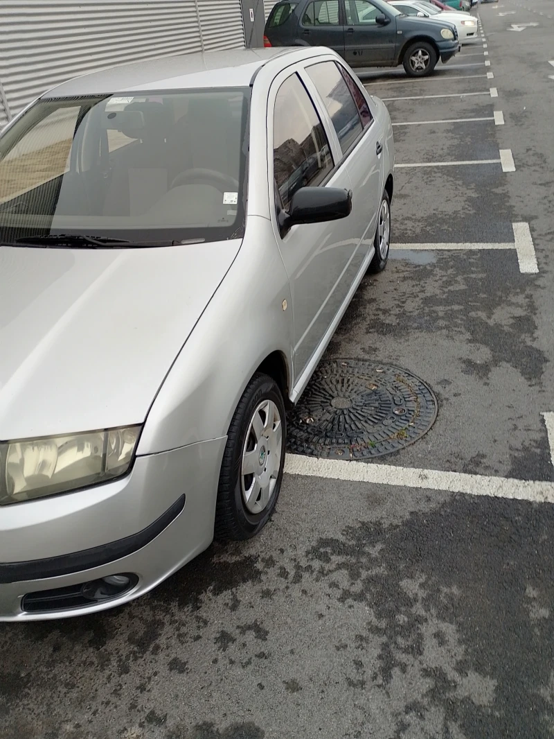 Skoda Fabia 1.2 HTP, снимка 10 - Автомобили и джипове - 51242584
