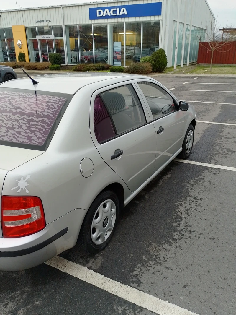 Skoda Fabia 1.2 HTP, снимка 8 - Автомобили и джипове - 51242584