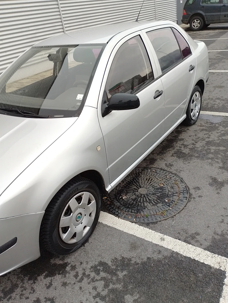 Skoda Fabia 1.2 HTP, снимка 9 - Автомобили и джипове - 51242584