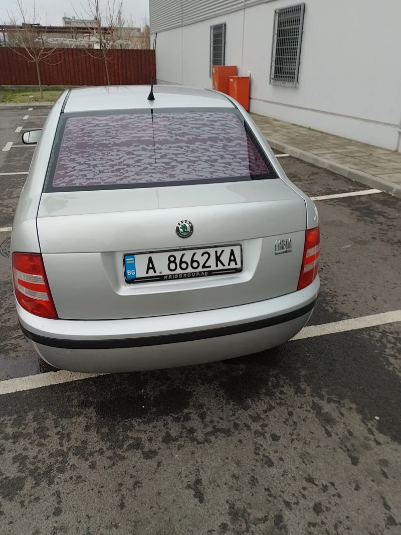 Skoda Fabia 1.2 HTP, снимка 6 - Автомобили и джипове - 51242584