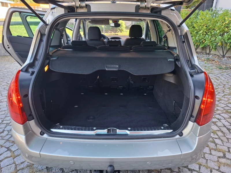 Peugeot 308 SW 1.6HDI-109к.с.ПАНОРАМА* 6ск.* 6+ 1* КЛИМАТРОНИК, снимка 16 - Автомобили и джипове - 51853060