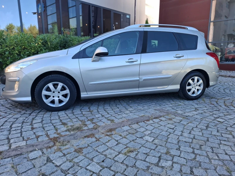 Peugeot 308 SW 1.6HDI-109к.с.ПАНОРАМА* 6ск.* 6+ 1* КЛИМАТРОНИК, снимка 2 - Автомобили и джипове - 51853060